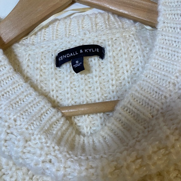 Kendall & Kylie sweater - Picture 3 of 3